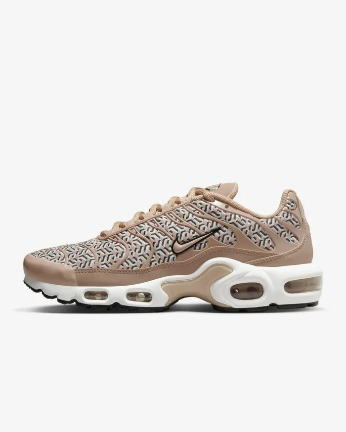 All Shoes Women Nike Air Max Plus X United Hempwhitesummit Whiteblack