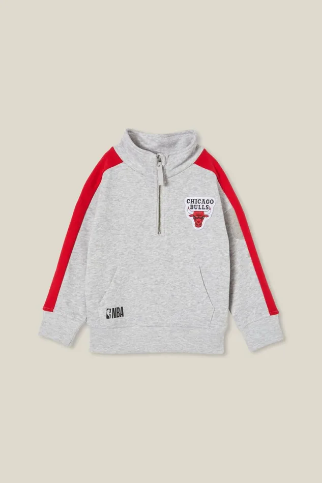 Boys Sweatshirts and Sweatpants Cotton On License Alfie Fleece Pullover Lcn Nba Fog Grey Marlechicago Bulls Badge Boys Sweatshirts and Sweatpants Cotton On License Alfie Fleece Pullover Lcn Nba Fog Grey Marlechicago Bulls Badge