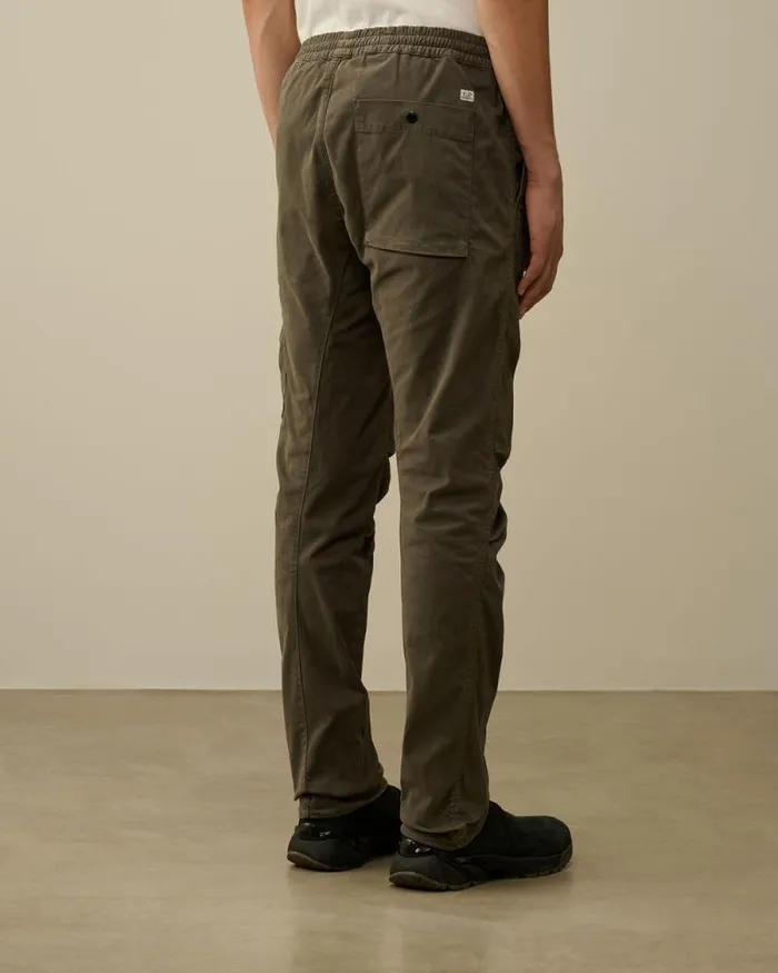 CP Company Trousers Stretch Sateen Ergonomic Lens Single Cargo Pants Grape Leaf Green 8211 Man