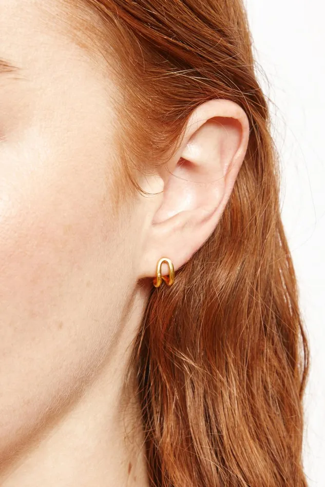 Chan Luu Earrings Women Arc Huggies Yellow Gold