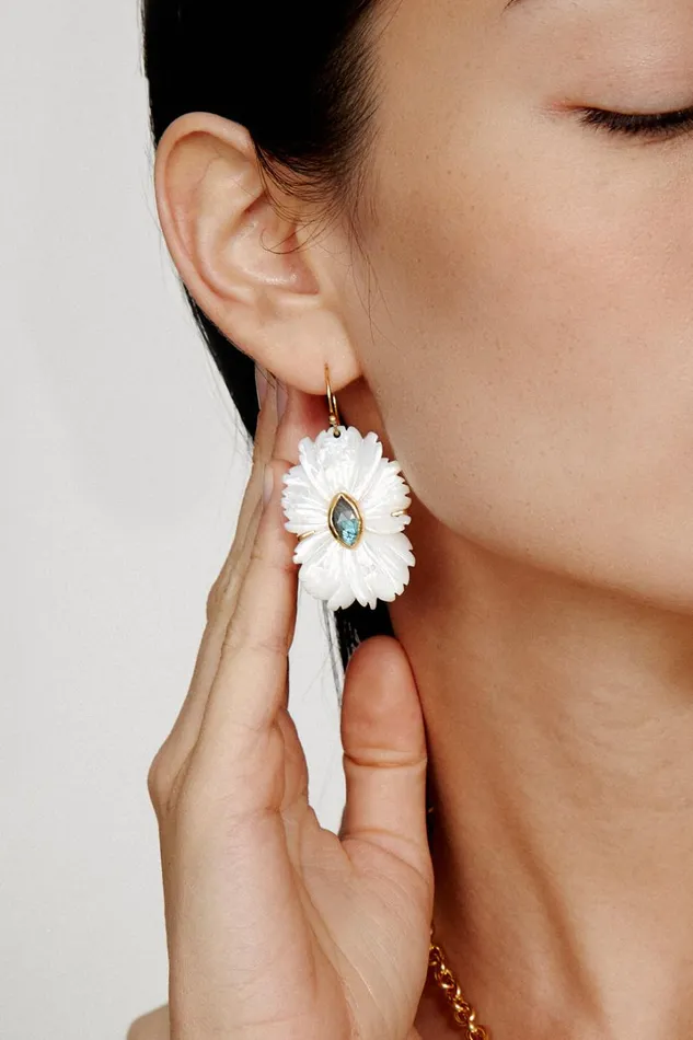 Chan Luu Earrings Women Magnolia Earrings White MOP Mix