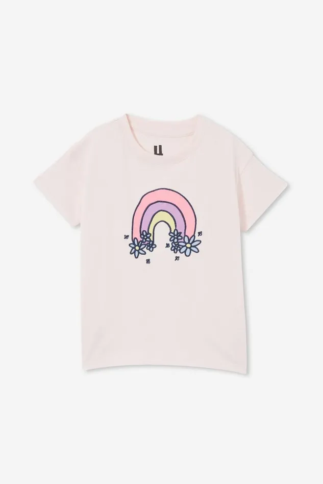Girls Tops and TShirts Cotton On Poppy Short Sleeve Print Tee Crystal Pinkrainbow Daisies Girls Tops and TShirts Cotton On Poppy Short Sleeve Print Tee Crystal Pinkrainbow Daisies