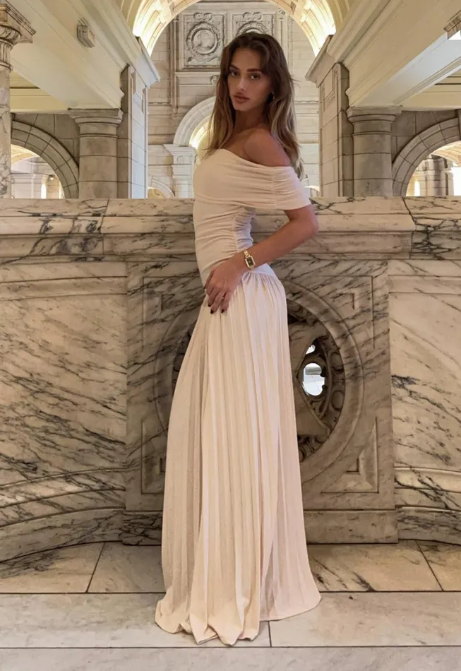 Lioness Fashion FIELD OF DREAMS MAXI Oatmeal Women Field Of Dreams Lioness Fashion FIELD OF DREAMS MAXI Oatmeal Women Field Of Dreams