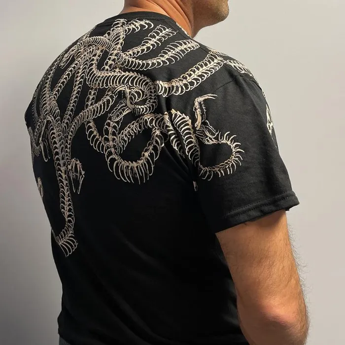 Liquid Blue TShirt Men Medusa Black TShirt