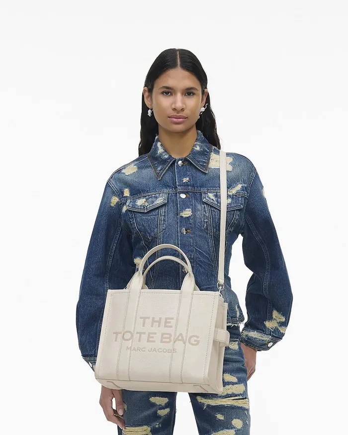 Marc Jacobs The Tote Bag Women The Leather Medium Tote Bag Cottonsilver