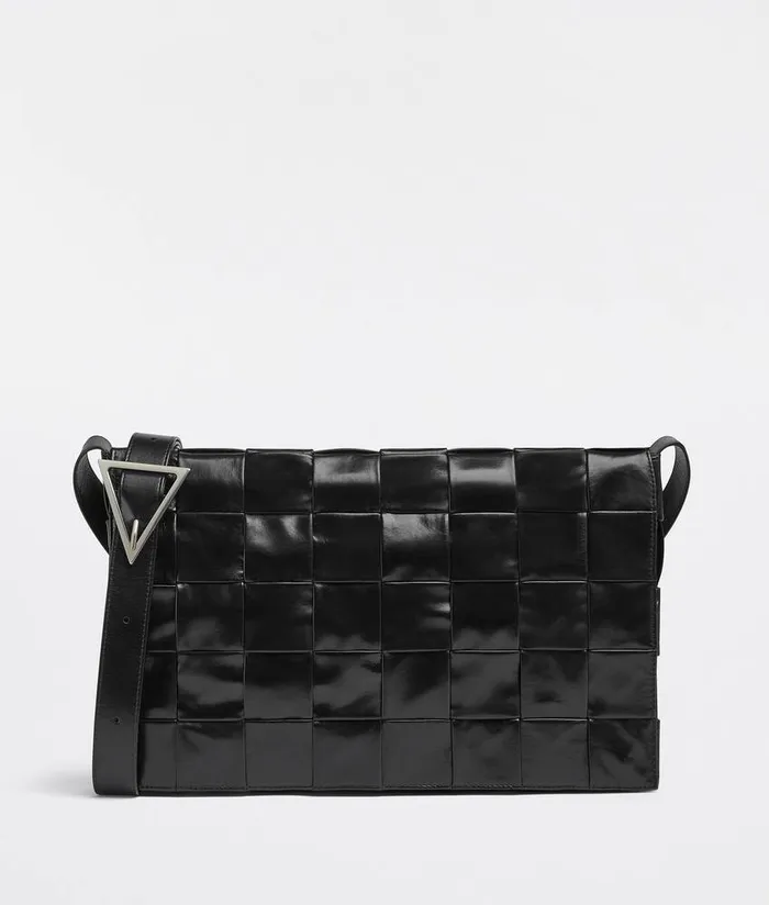 Men Bottega Veneta Crossbody Maxi Cassette Black