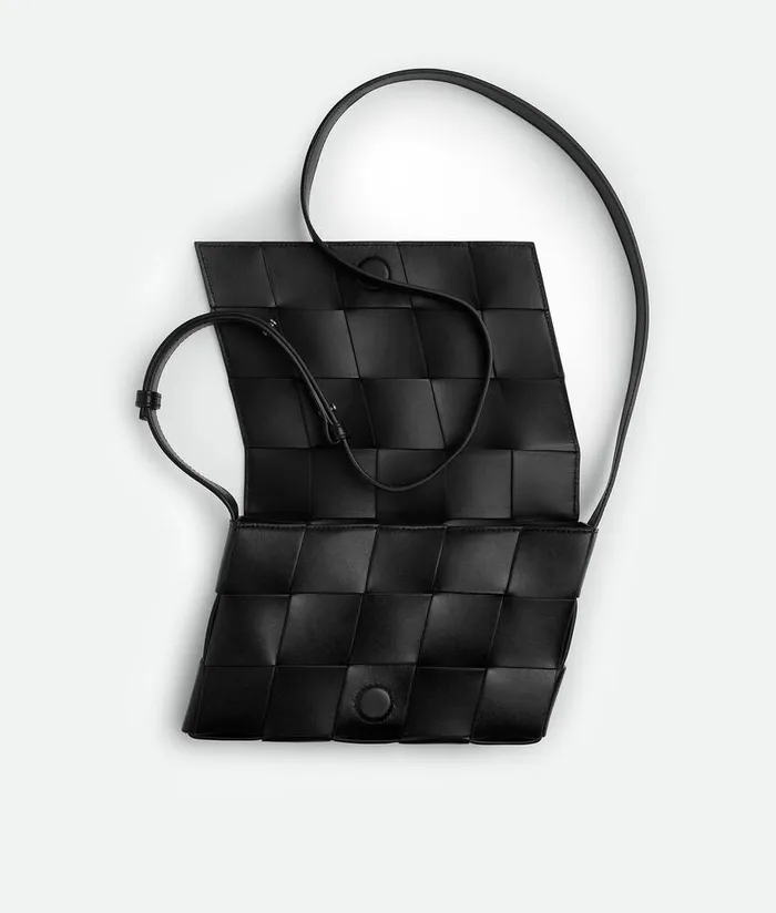 Men Bottega Veneta Crossbody Speed Cassette Black