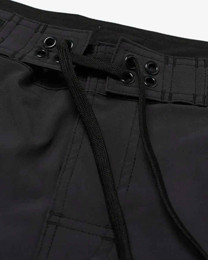Mens Deus Ex Machina Classics Elite Boardshort 20 8211 Black Black Mens Deus Ex Machina Classics Elite Boardshort 20 8211 Black Black