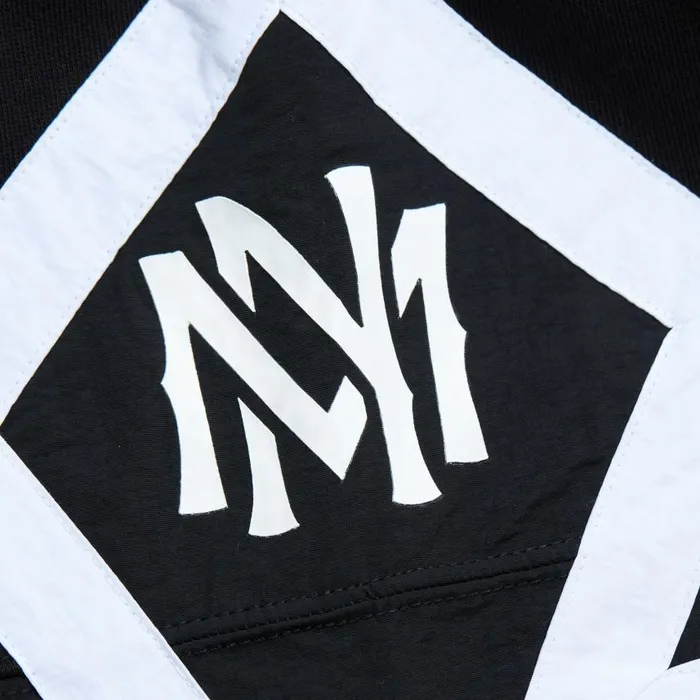 Mitchell and Ness Branded Cargo Shorts Men Shorts Mitchell and Ness Branded Cargo Shorts Men Shorts