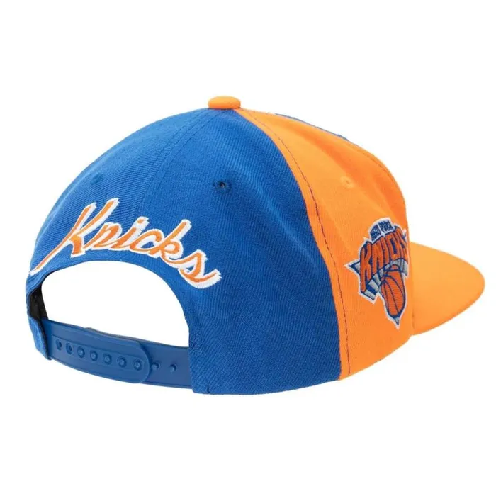 Mitchell and Ness Rear Script Deadstock Snapback New York Knicks Men Hats and Headwear Mitchell and Ness Rear Script Deadstock Snapback New York Knicks Men Hats and Headwear