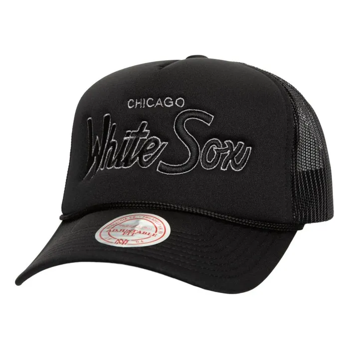 Mitchell and Ness Script Trucker Chicago White Sox Men Hats and Headwear