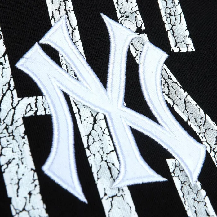 Mitchell and Ness Team OG Fleece 20 New York Yankees Men Hoodies and Sweatshirts Mitchell and Ness Team OG Fleece 20 New York Yankees Men Hoodies and Sweatshirts