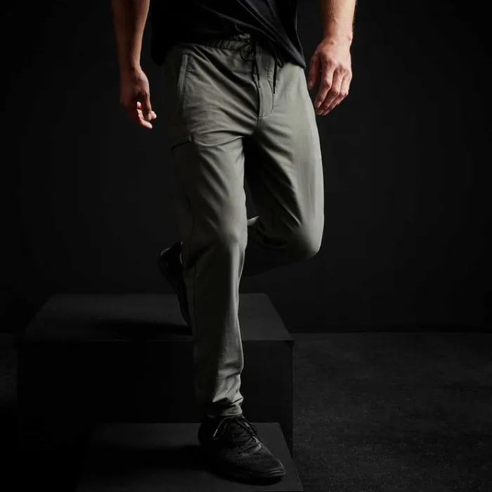 Performance Bottoms Men James Perse YOSEMITE Performance Cotton Pant Tent