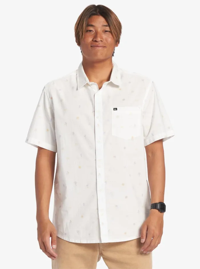 Quiksilver Heat Wave Short Sleeve Woven Shirt Midnight Navy Heat Waves Mens Shirts and Polos Quiksilver Heat Wave Short Sleeve Woven Shirt Midnight Navy Heat Waves Mens Shirts and Polos