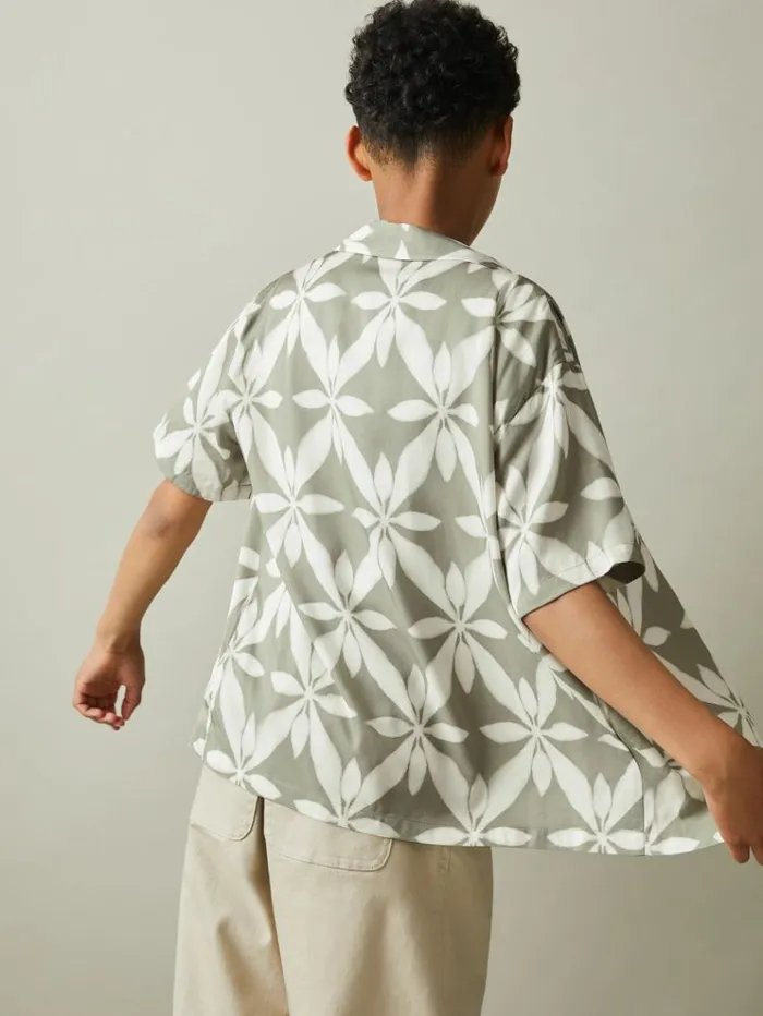 REISS Shirts Children Relaxed Printed Cuban Collar Shirt Sage Green