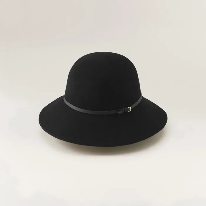 Round Crown Hats Helen Kaminski Alto 9 Blackblack
