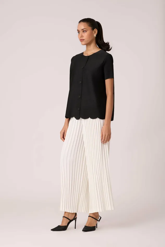 Scarlet Sage Tops Darcy Shirt 8211 Black 8211 Women