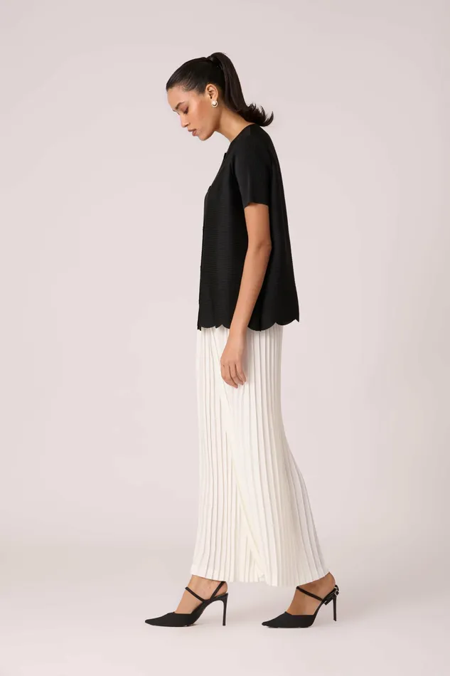 Scarlet Sage Tops Darcy Shirt 8211 Black 8211 Women