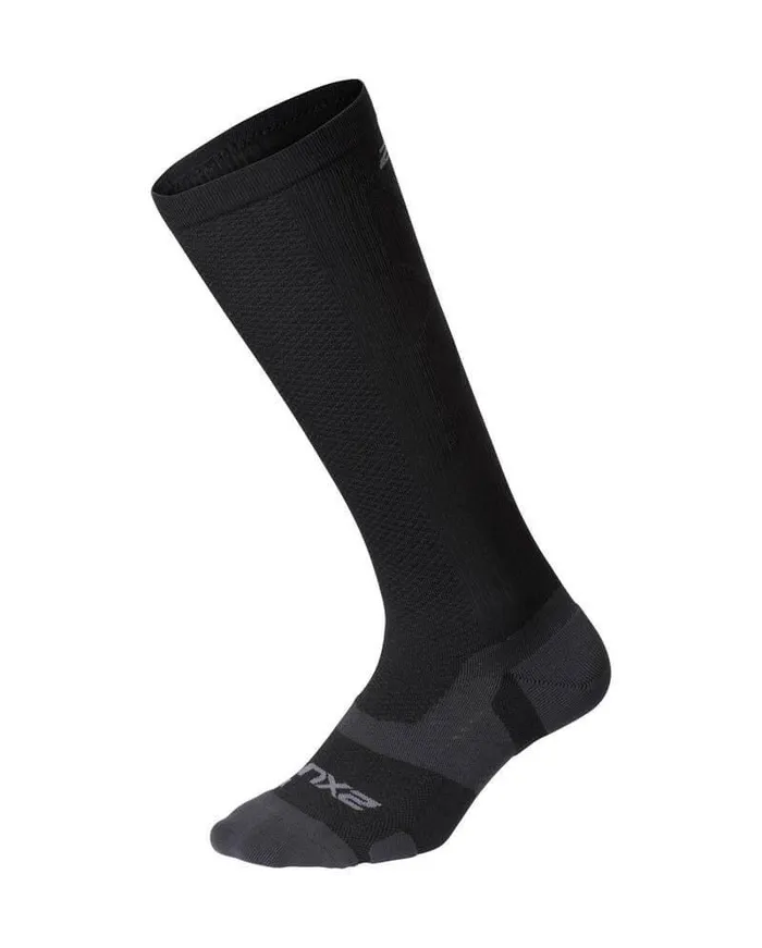 Socks Accessories 2XU Vectr Light Cushion Full Length Compression Socks Blacktitanium