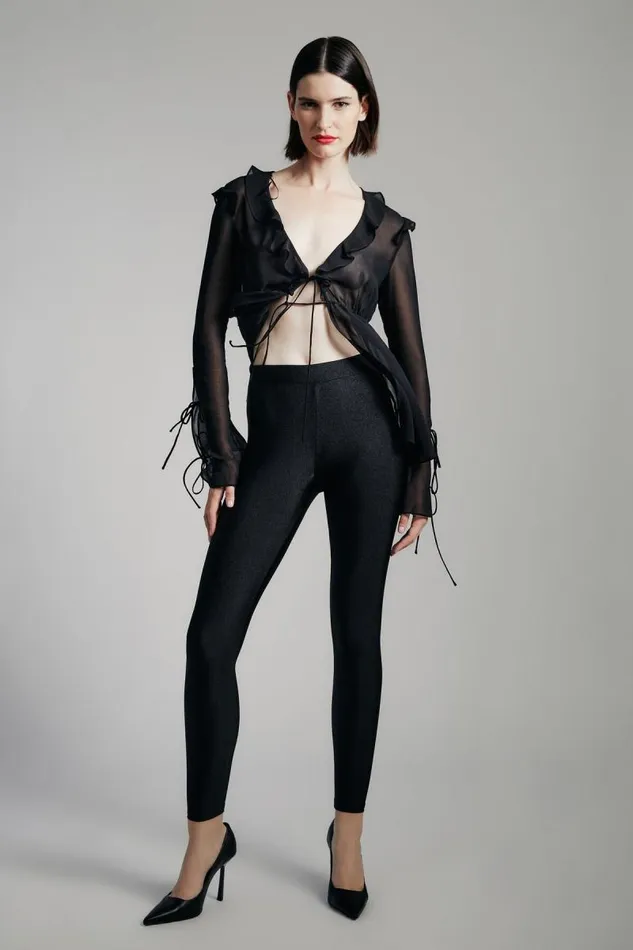 Women Bardot Pants Roller Legging In Black