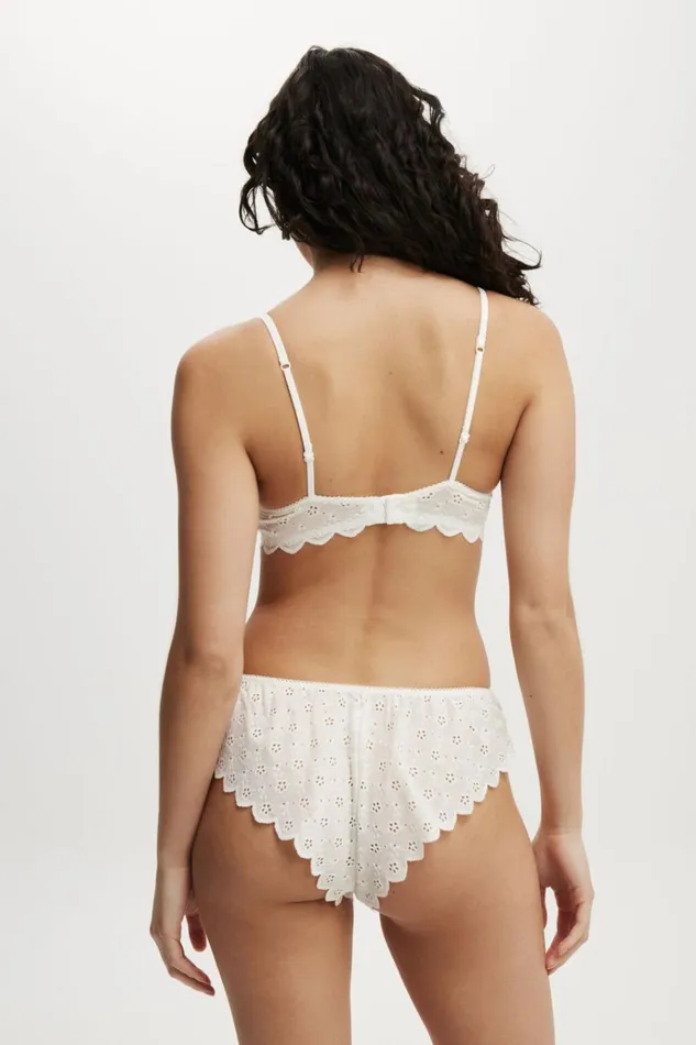 Women Bras Cotton On Broderie Underwire Bra French Vanilla