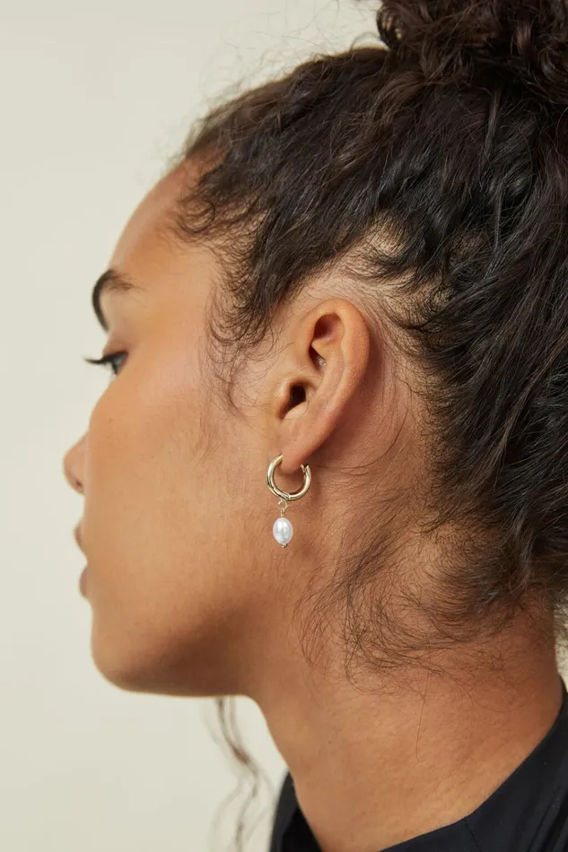 Women Jewelry Cotton On Huggie Hoop Earring Gold Plated Chunky Pearl Drop