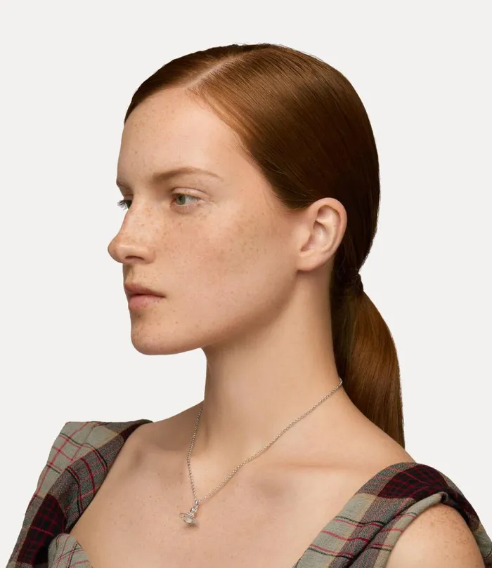 Women New Petite Orb Pendant Necklace Platinum Vivienne Westwood Classic Styles Women New Petite Orb Pendant Necklace Platinum Vivienne Westwood Classic Styles
