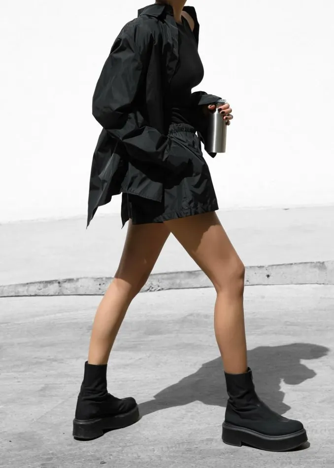 Women The Frankie Shop Lucy Open Back Oversized Shirt 8211 Black Black
