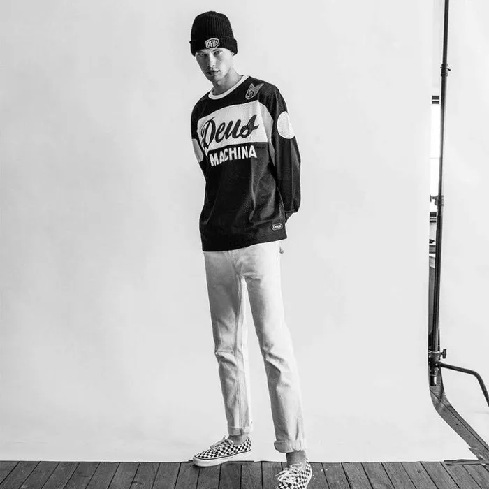 WomensMens Deus Ex Machina Gifting Saber Moto Jersey 8211 Black Black WomensMens Deus Ex Machina Gifting Saber Moto Jersey 8211 Black Black