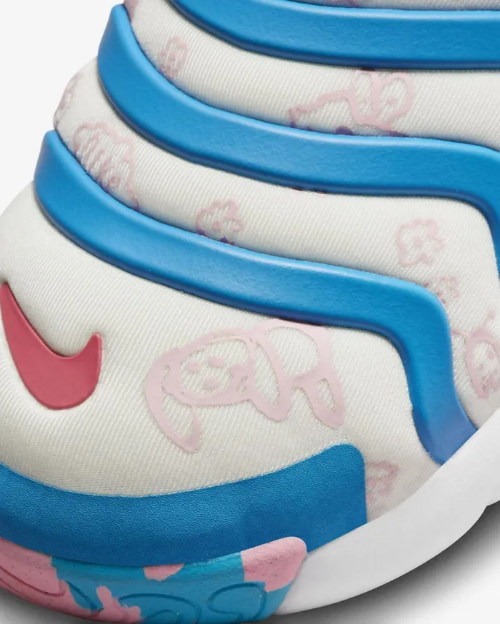 Younger Kids 3 8211 7 Years Kids Nike Dynamo Go SE Sailmedium Soft Pinklight Fusion Red